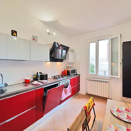 Rosso Corallo * Lerici