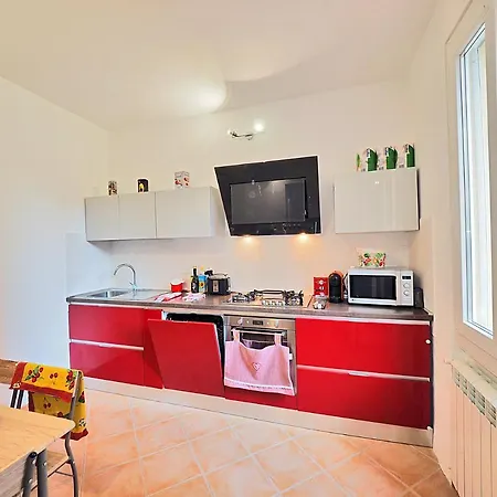 Rosso Corallo Apartament *