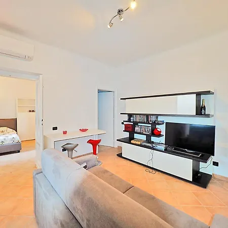 Rosso Corallo * Lerici