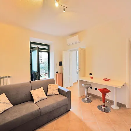 Rosso Corallo * Lerici