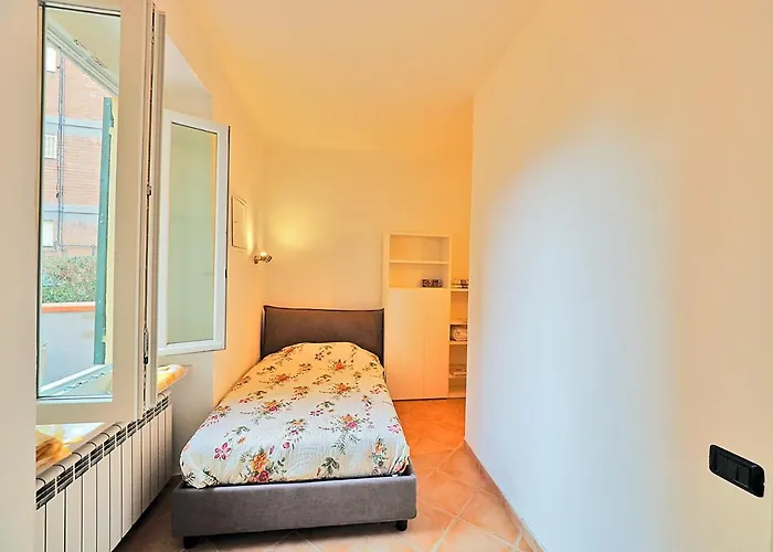 Rosso Corallo * Lerici